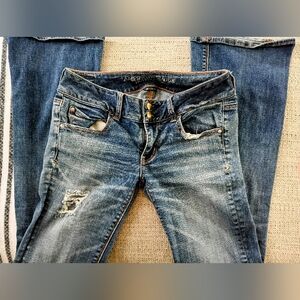 American Eagle Flare Jean